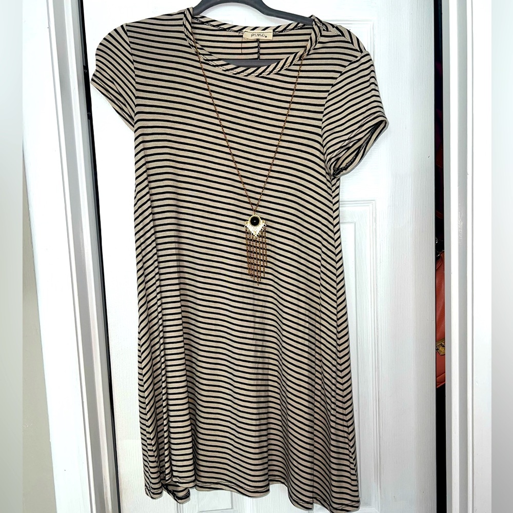 Striped dress with necklace NWOT